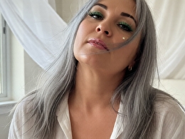 Sexy webcam show met grandmilf