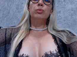Sexy webcam show met victoriabrb Sexy webcam show met victoriabrb