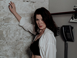 Sexcam avec lucybelly Sexcam avec lucybelly