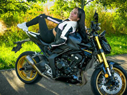 Sexy webcam show met emilyjaczon Sexy webcam show met emilyjaczon