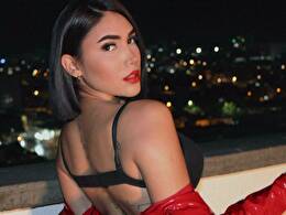 Sexy webcam show met ariamatheuss