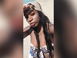 Sexy webcam show met saradreams Sexy webcam show met saradreams