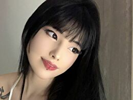 Sexcam avec momomizuki