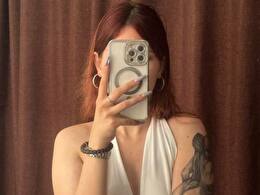Yoursonyya - sexcam