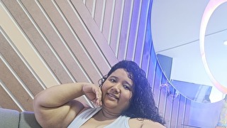 Sexcam avec biglucyy Sexcam avec biglucyy