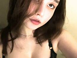 Sexy webcam show met chloefellini Sexy webcam show met chloefellini