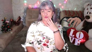 Sexy webcam show met grandmilf
