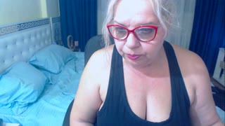 Sexy webcam show met emilymilf